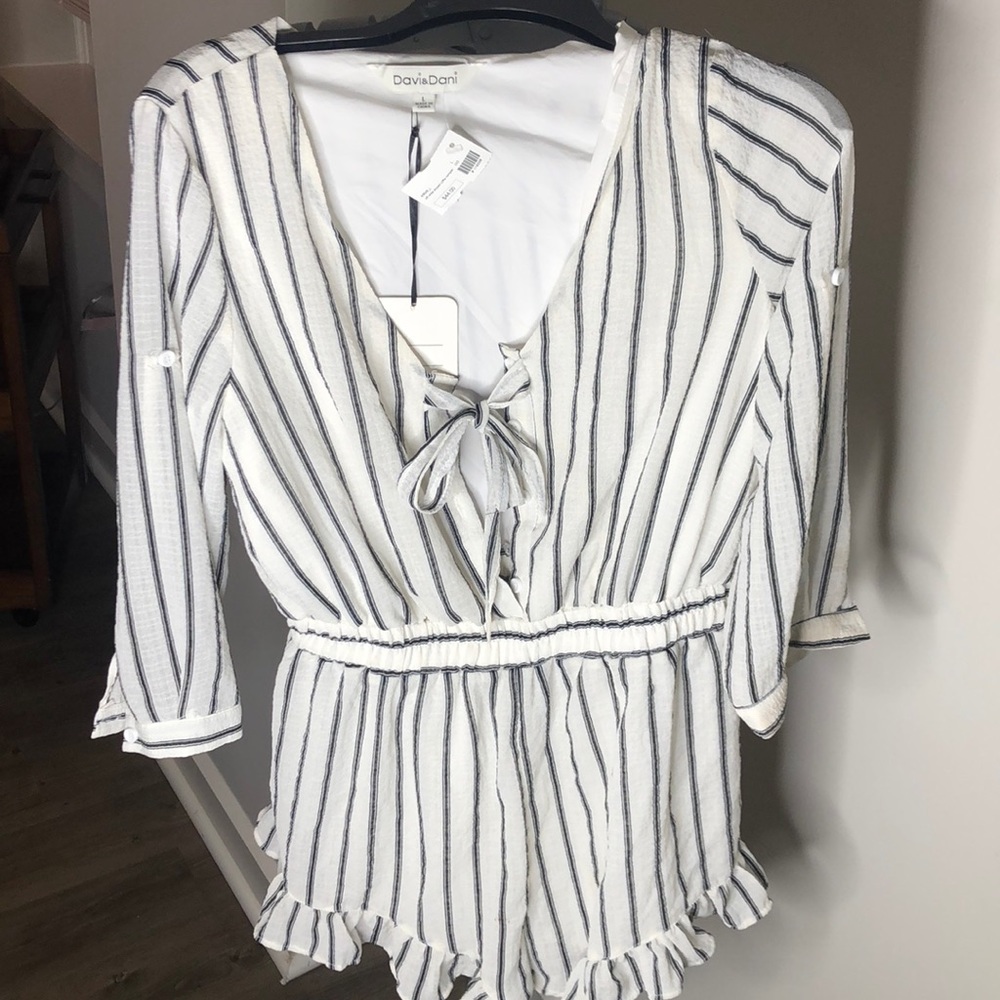 Long sleeve black and white striped romper